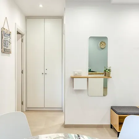 Centre Apartment *